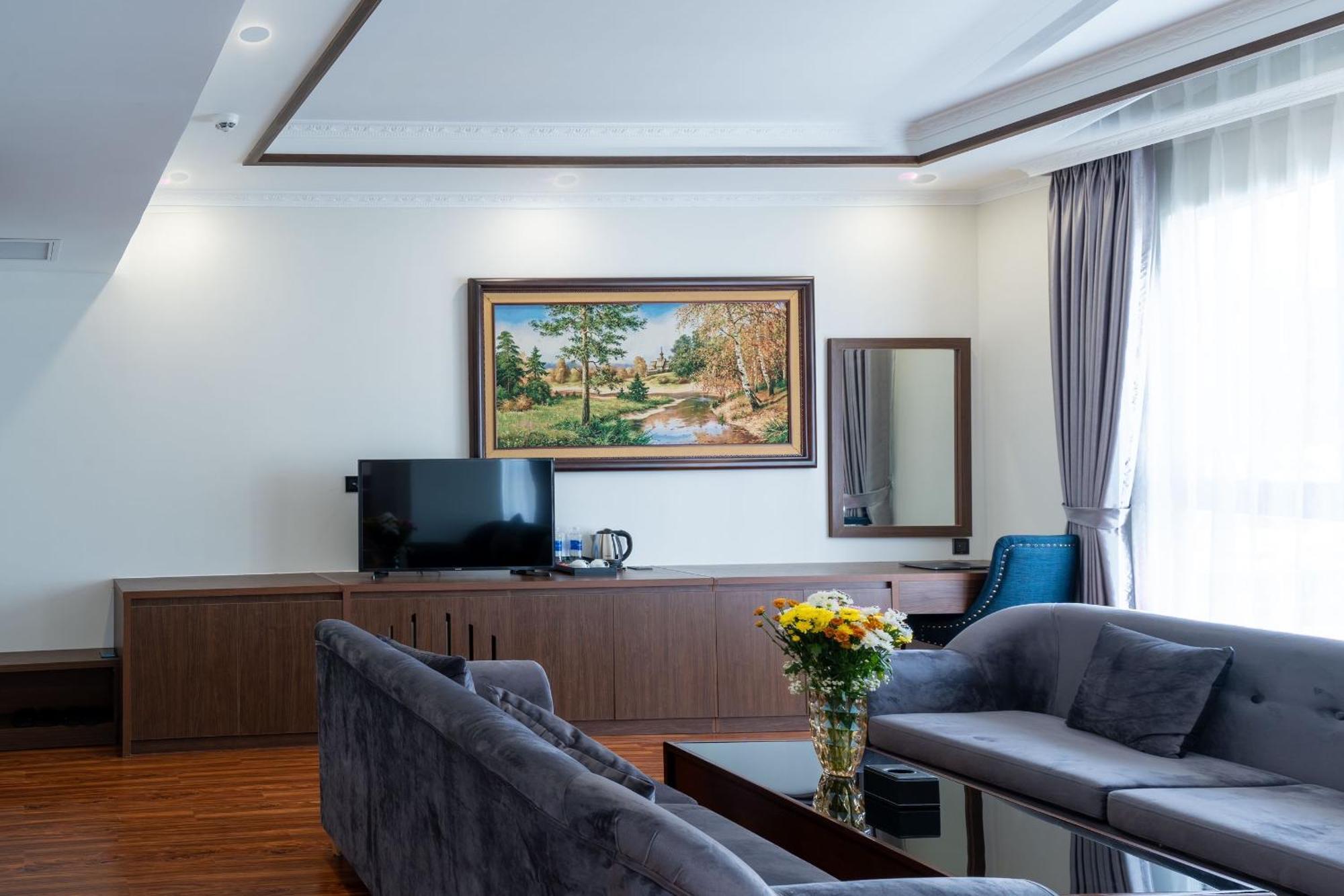 Xuan Thanh Luxury Hotel Ha Long Exterior photo