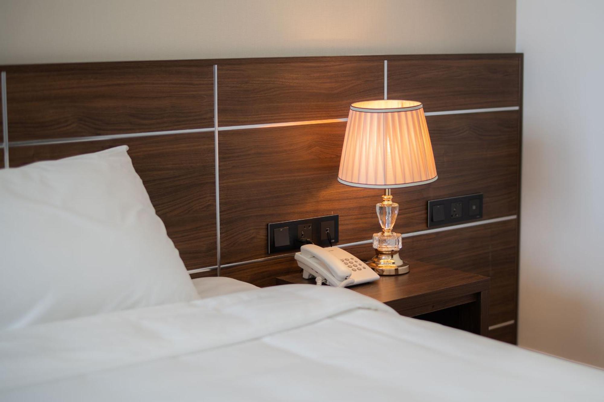 Xuan Thanh Luxury Hotel Ha Long Exterior photo